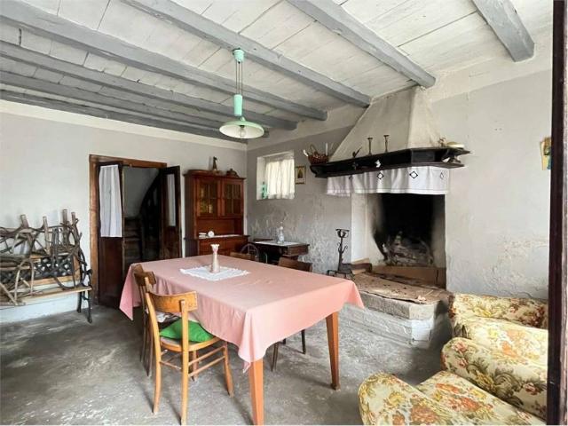Rustico in vendita a Follina, Veneto