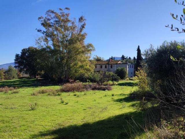 Rustico in vendita a Follonica, Toscana