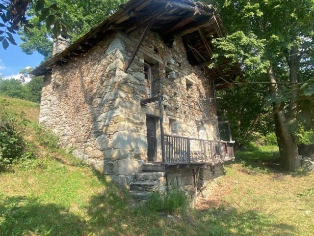 Rustico in vendita a Fontainemore, Aosta