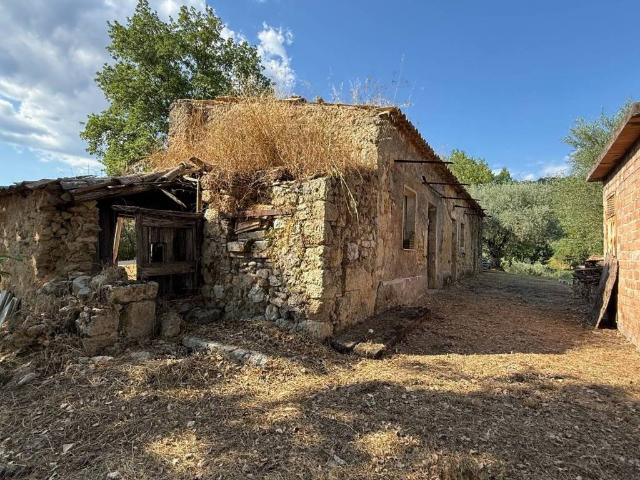 Rustico in vendita a Fontana Liri Superiore, Lazio