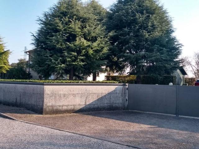 Rustico in vendita a Villadolt / Viladolt, Fontanafredda