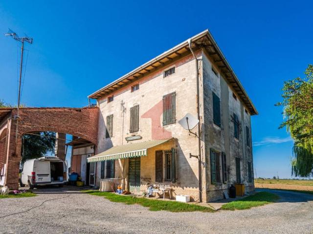 Rustico in vendita a Fontanellato, Reggio Emilia