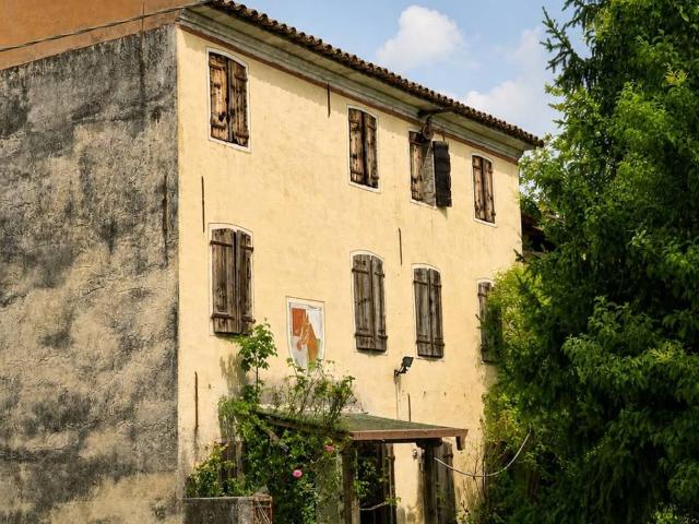 Rustico in vendita a Fontanelle, Veneto