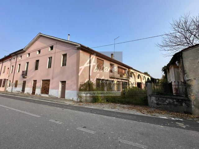 Rustico in vendita a Fontaniva, Veneto
