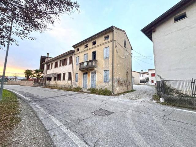 Rustico in vendita a Fontaniva, Veneto