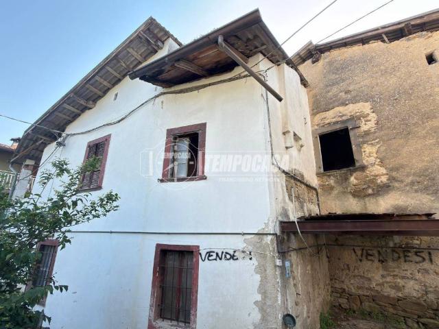 Rustico in vendita a Foresto Sparso, Lombardia