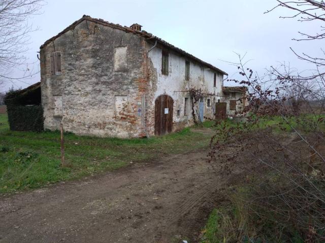Rustico in vendita a Unione di Comuni della Romagna Forlivese, Quattro