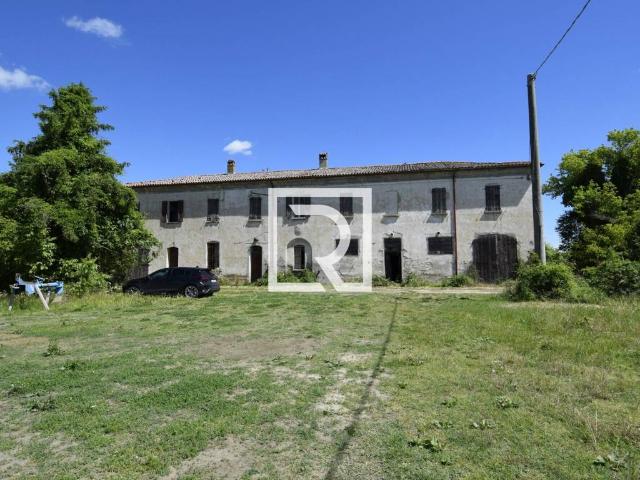 Rustico in vendita a Unione di Comuni della Romagna Forlivese, Quattro