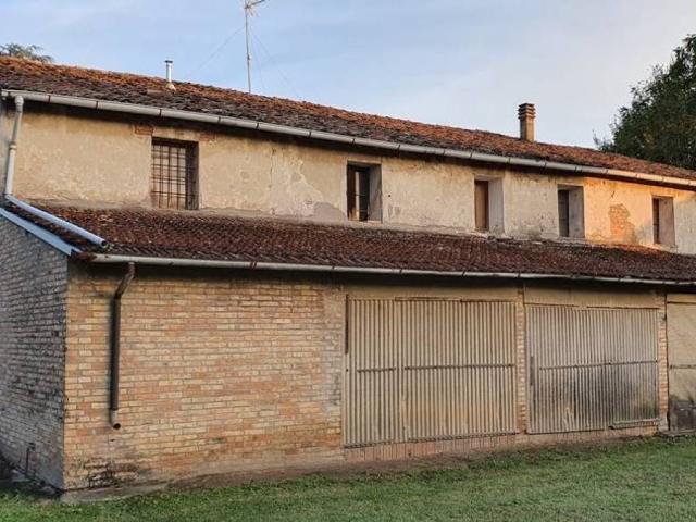 Rustico in vendita a Unione di Comuni della Romagna Forlivese, Quattro