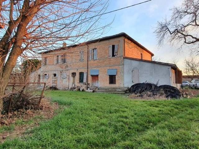 Rustico in vendita a Unione di Comuni della Romagna Forlivese, Quattro