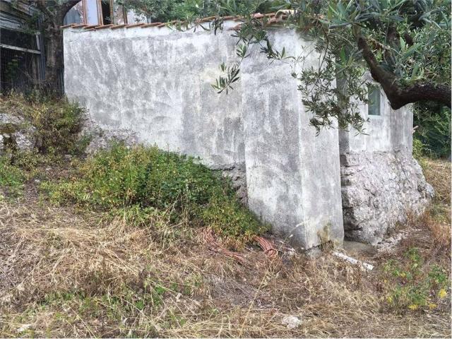 Rustico in vendita a Formia, Lazio