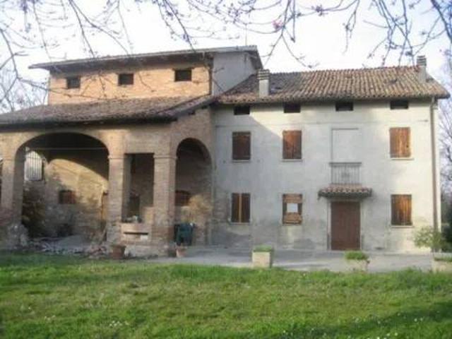 Rustico in vendita a Unione dei comuni del Distretto Ceramico, Formigine