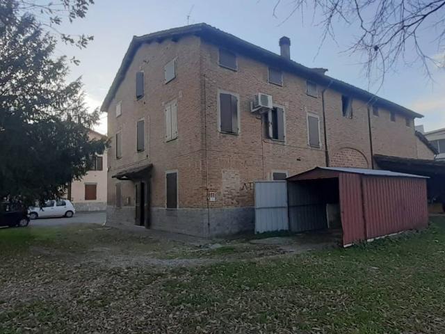 Rustico in vendita a Unione dei comuni del Distretto Ceramico, Formigine