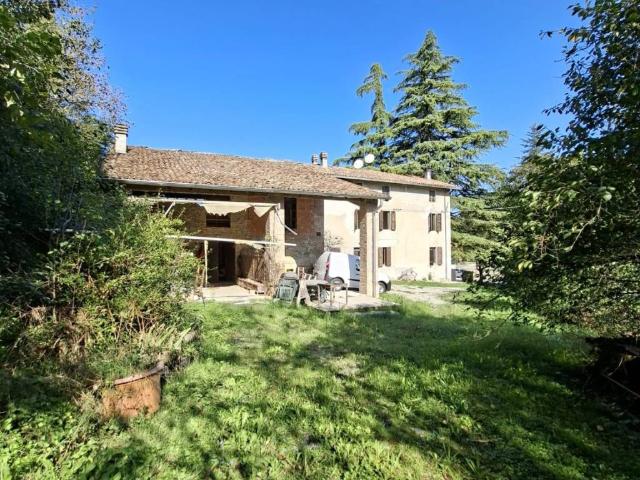Rustico in vendita a Riccò di Fornovo, Fornovo Di Taro