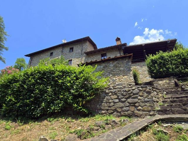 Rustico in vendita a Unione Comuni Garfagnana, Fosciandora