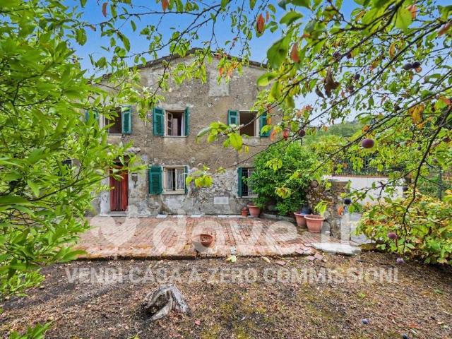 Rustico in vendita a Giucano, Fosdinovo