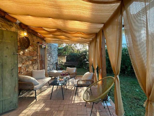 Rustico in vendita a Borghetto-Melara, Fosdinovo