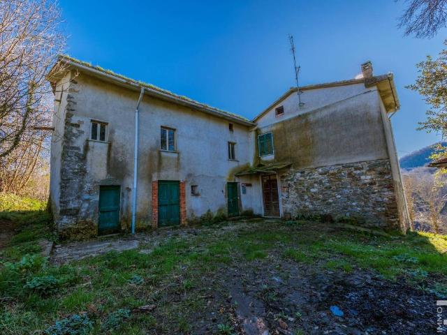 Rustico in vendita a Unione di comuni Montana Lunigiana, Fosdinovo