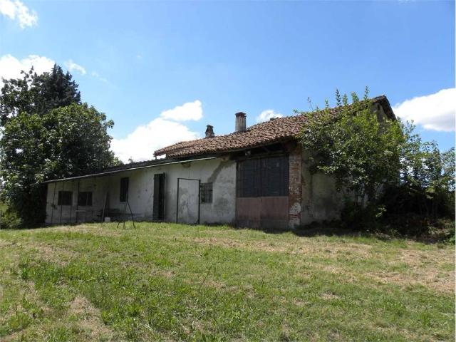 Rustico in vendita a Loreto, Piemonte