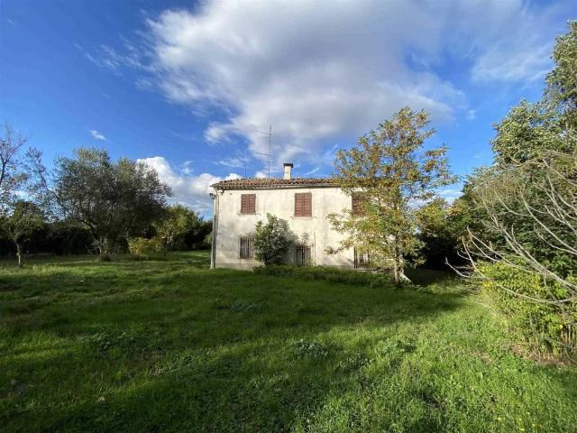 Rustico in vendita a Monte Celso, Marche
