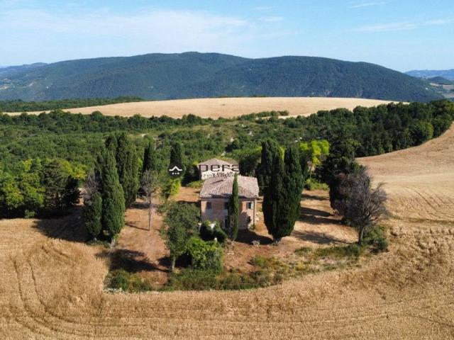 Rustico in vendita a Marche, Pesaro E Urbino