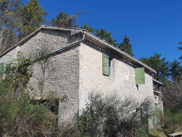 Rustico in vendita a Monte Celso, Marche
