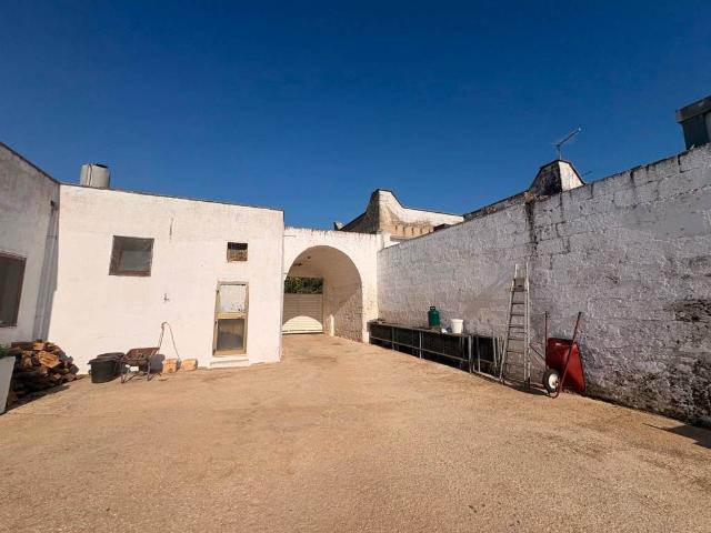 Rustico in vendita a Puglia, Brindisi