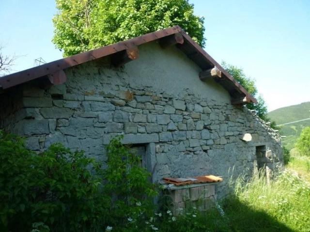 Rustico in vendita a Unione dei comuni del Distretto Ceramico, Frassinoro