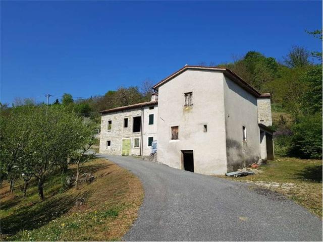 Rustico in vendita a Fregona, Veneto