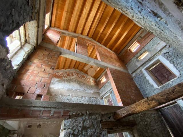 Rustico in vendita a Fregona, Veneto