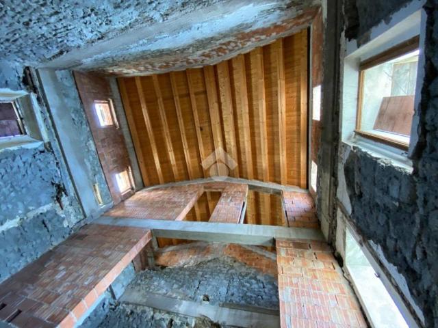 Rustico in vendita a Fregona, Veneto