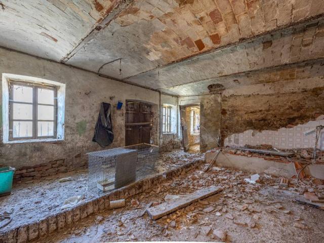 Rustico in vendita a Piemonte, Asti