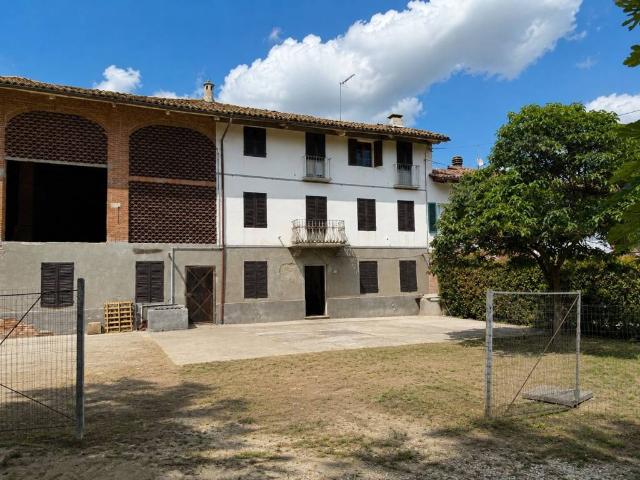 Rustico in vendita a Piemonte, Asti