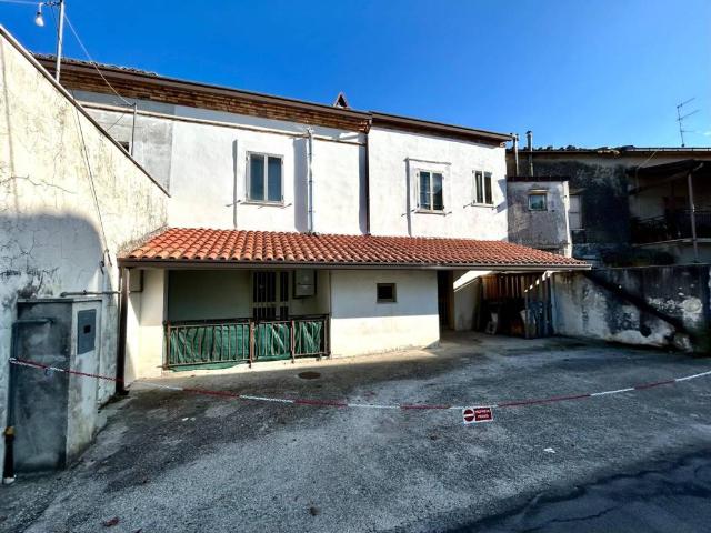 Rustico in vendita a Frisa, Abruzzo