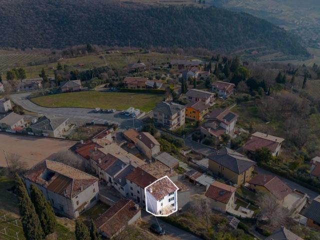Rustico in vendita a Fumane, Veneto