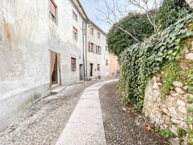 Rustico in vendita a Fumane, Veneto