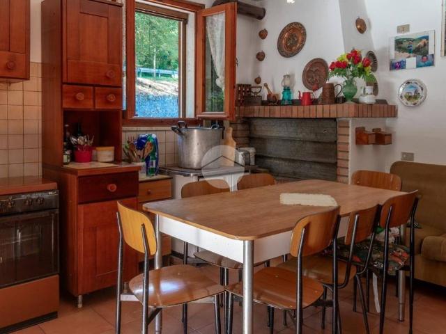 Rustico in vendita a La Cà, Fumane