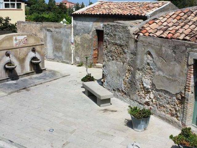 Rustico in vendita a Furnari, Sicilia