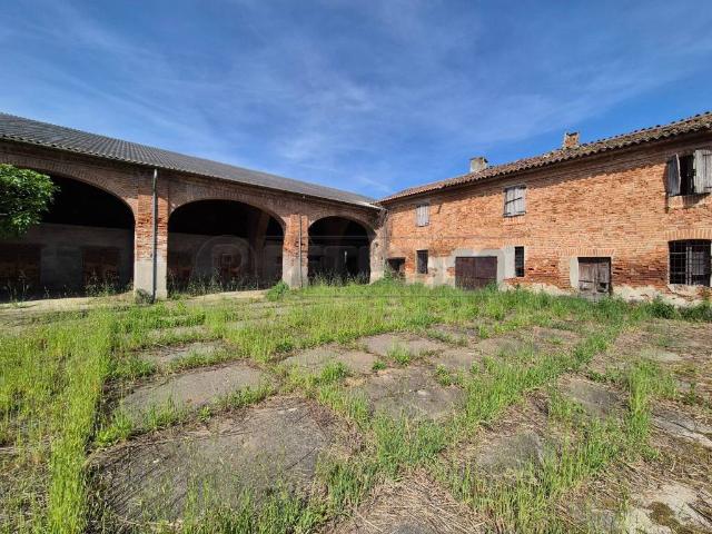 Rustico in vendita a Binanuova, Lombardia