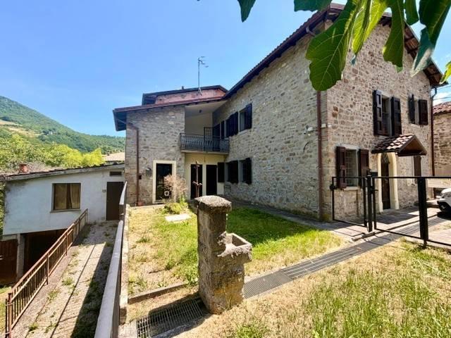 Rustico in vendita a Unione dell'Appennino Bolognese, Gaggio Montano