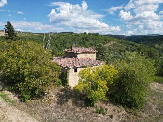 Rustico in vendita a Gaiole in Chianti, Siena