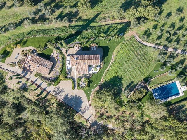 Rustico in vendita a Bucine, Toscana