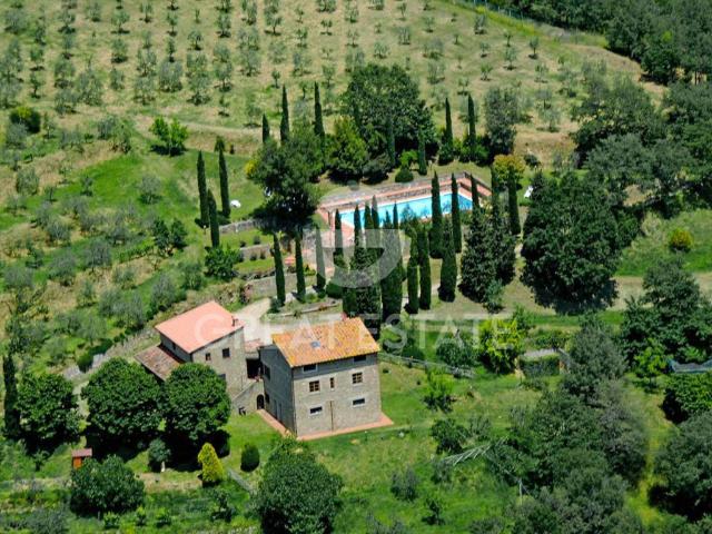 Rustico in vendita a Gaiole In Chianti, Toscana