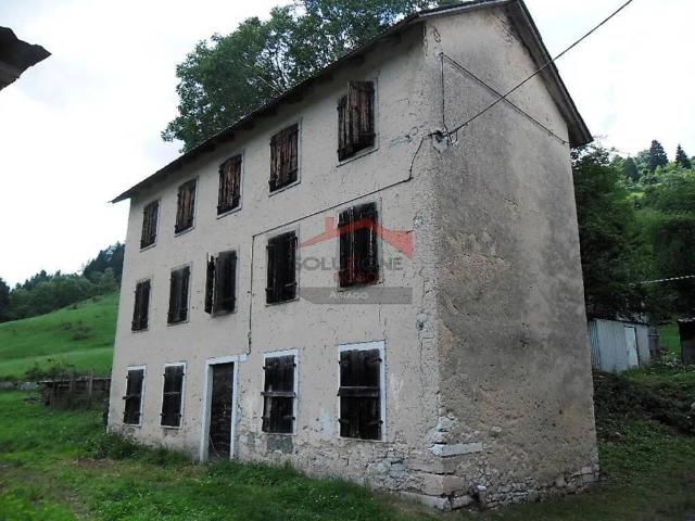 Rustico in vendita a Gallio, Veneto