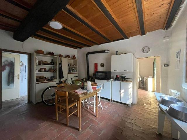 Rustico in vendita a Gambarana, Lombardia