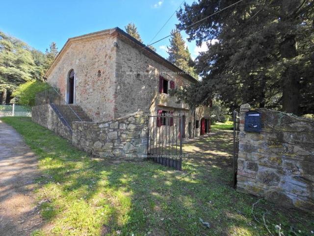 Rustico in vendita a Unione dei Comuni Circondario dell'Empolese Valdelsa, Gambassi Terme