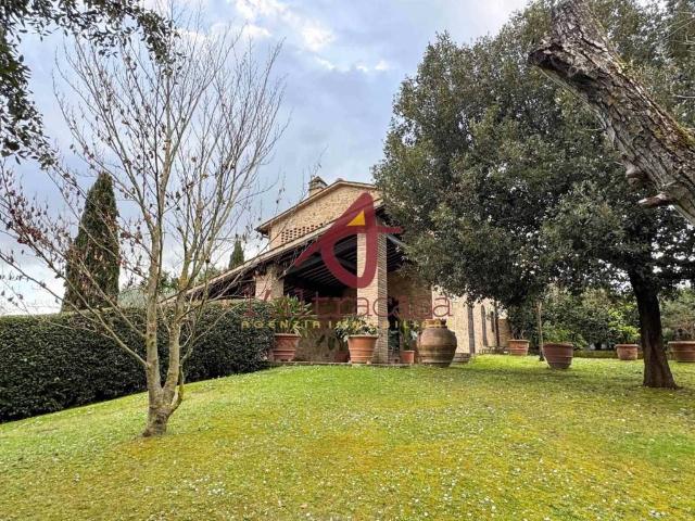 Rustico in vendita a Unione dei Comuni Circondario dell'Empolese Valdelsa, Gambassi Terme