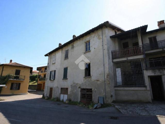 Rustico in vendita a Garbagnate Monastero, Lombardia