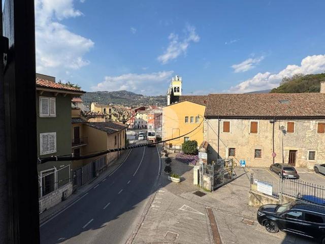 Rustico in vendita a Garda, Verona