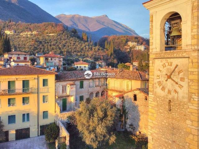 Rustico in vendita a Comunità Montana Parco Alto Garda bresciano, Gardone Riviera